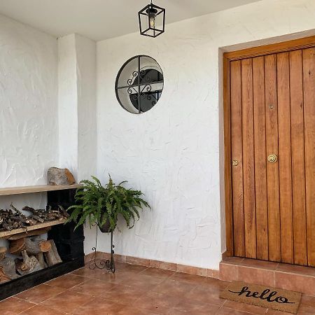 הוילה Ronko House El Ronquillo מראה חיצוני תמונה