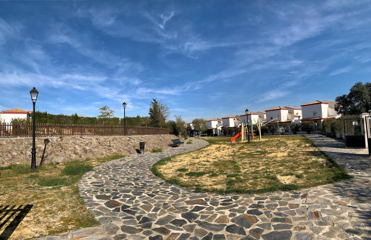 הוילה Ronko House El Ronquillo מראה חיצוני תמונה